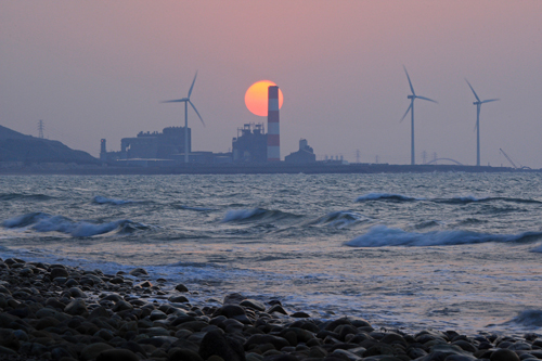林口電廠夕照 趙建生
